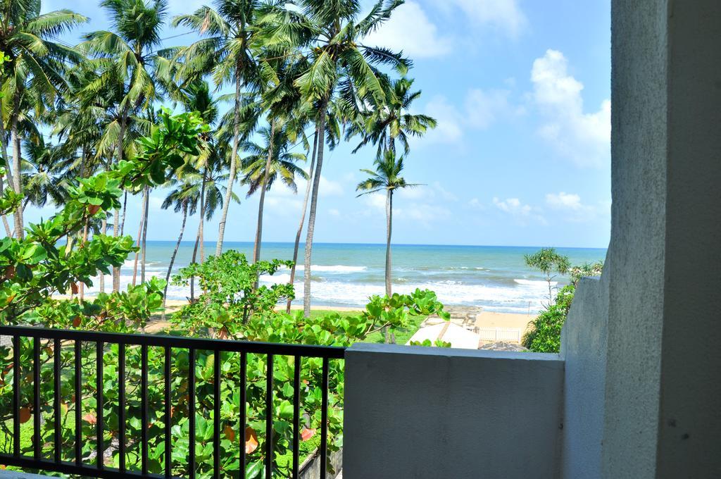 Green Shadows Beach Hotel Ваддува Екстер'єр фото