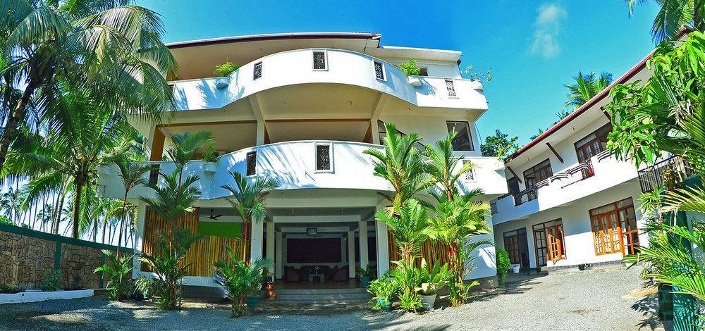 Green Shadows Beach Hotel Ваддува Екстер'єр фото